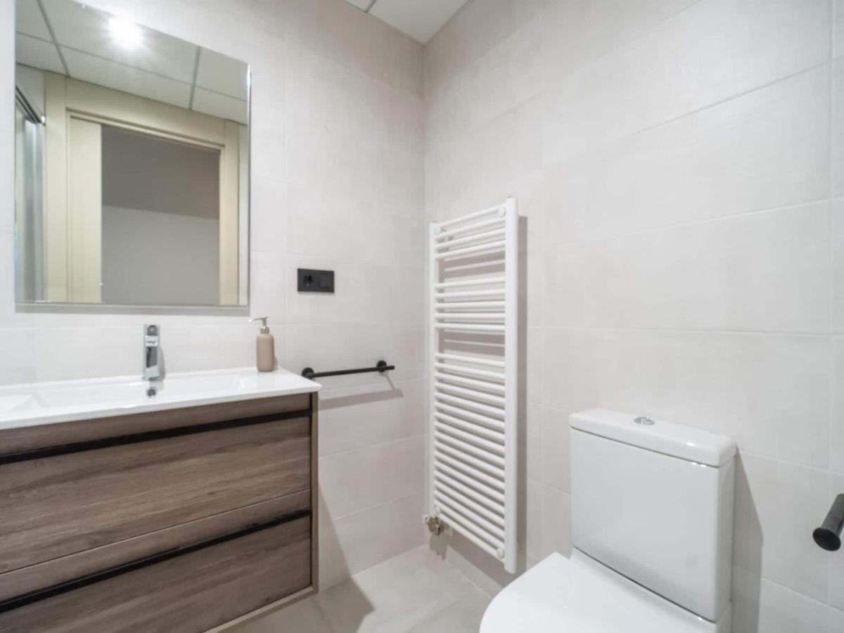 Belvilla By Oyo Nice Apartment In เบนาสเก ภายนอก รูปภาพ